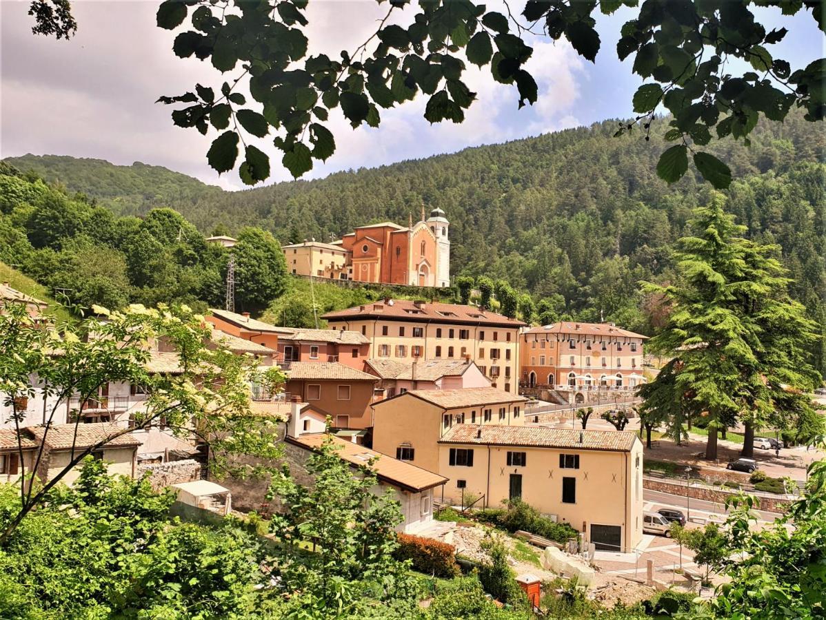 Hotel Baldo Ferrara di Monte Baldo ภายนอก รูปภาพ