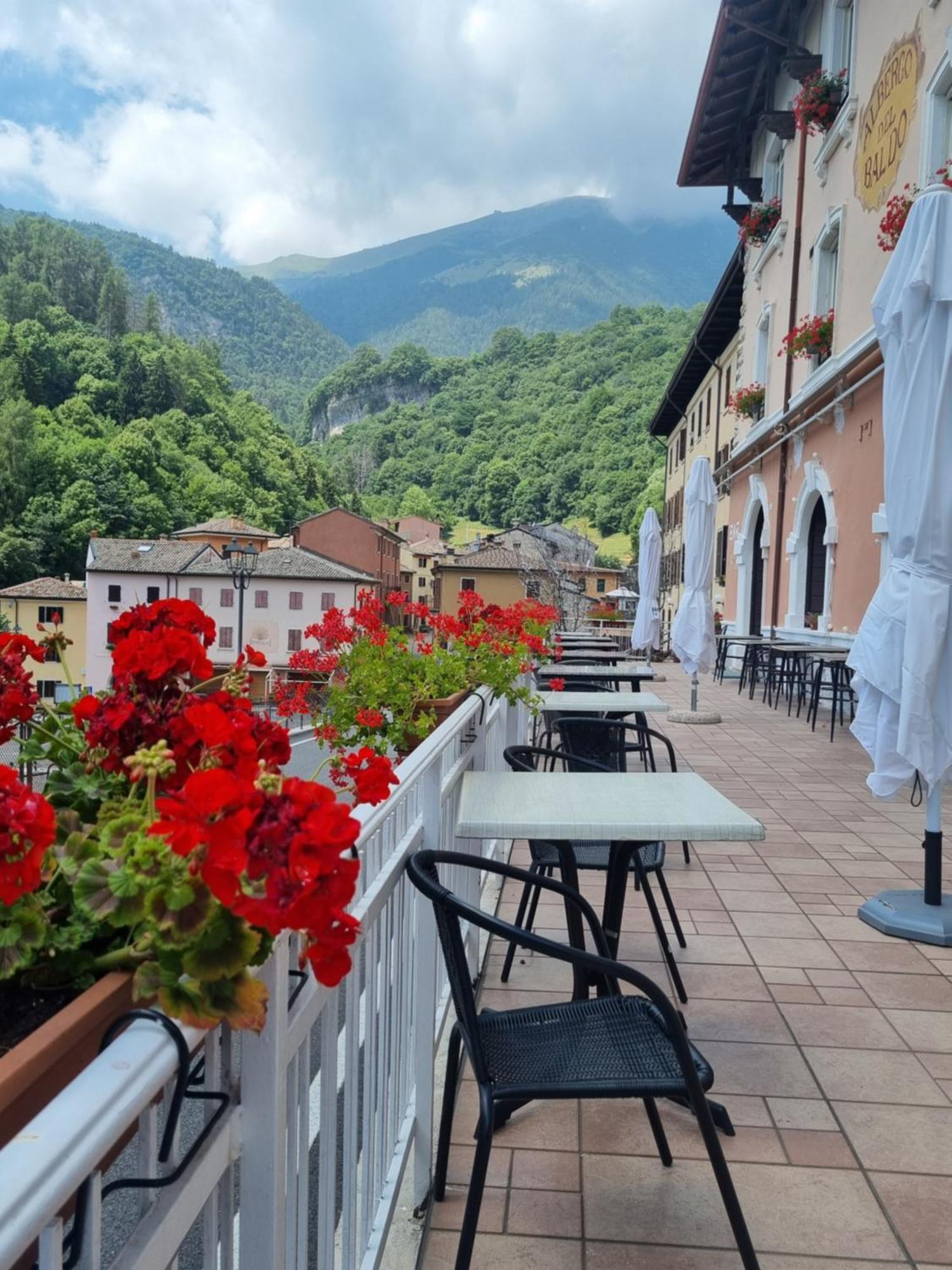 Hotel Baldo Ferrara di Monte Baldo ภายนอก รูปภาพ